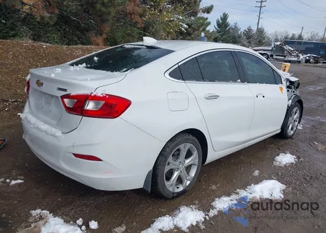 2017 Chevrolet Cruze Premier Auto из США, поврежденный, VIN 1G1BF5SMXH7268294